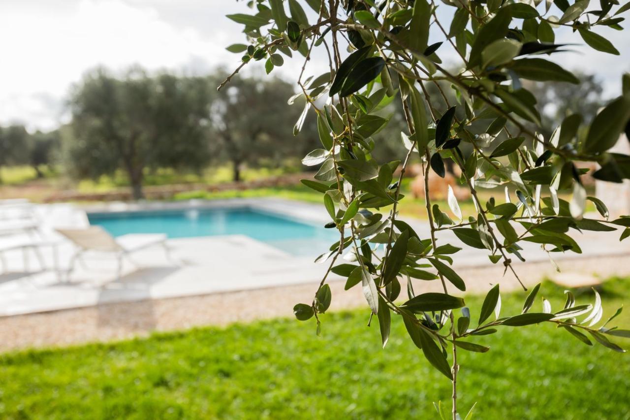 Dimora La Scaledda Bed & Breakfast Serranova Екстериор снимка