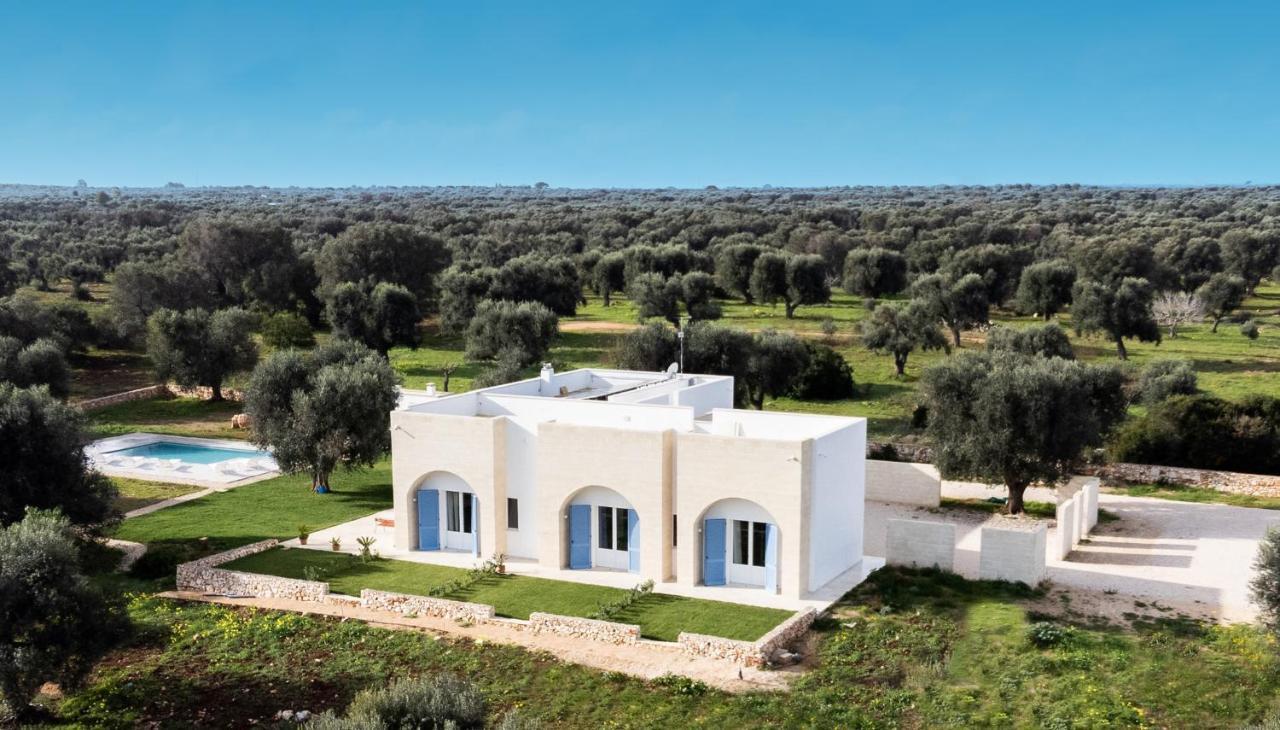 Dimora La Scaledda Bed & Breakfast Serranova Екстериор снимка
