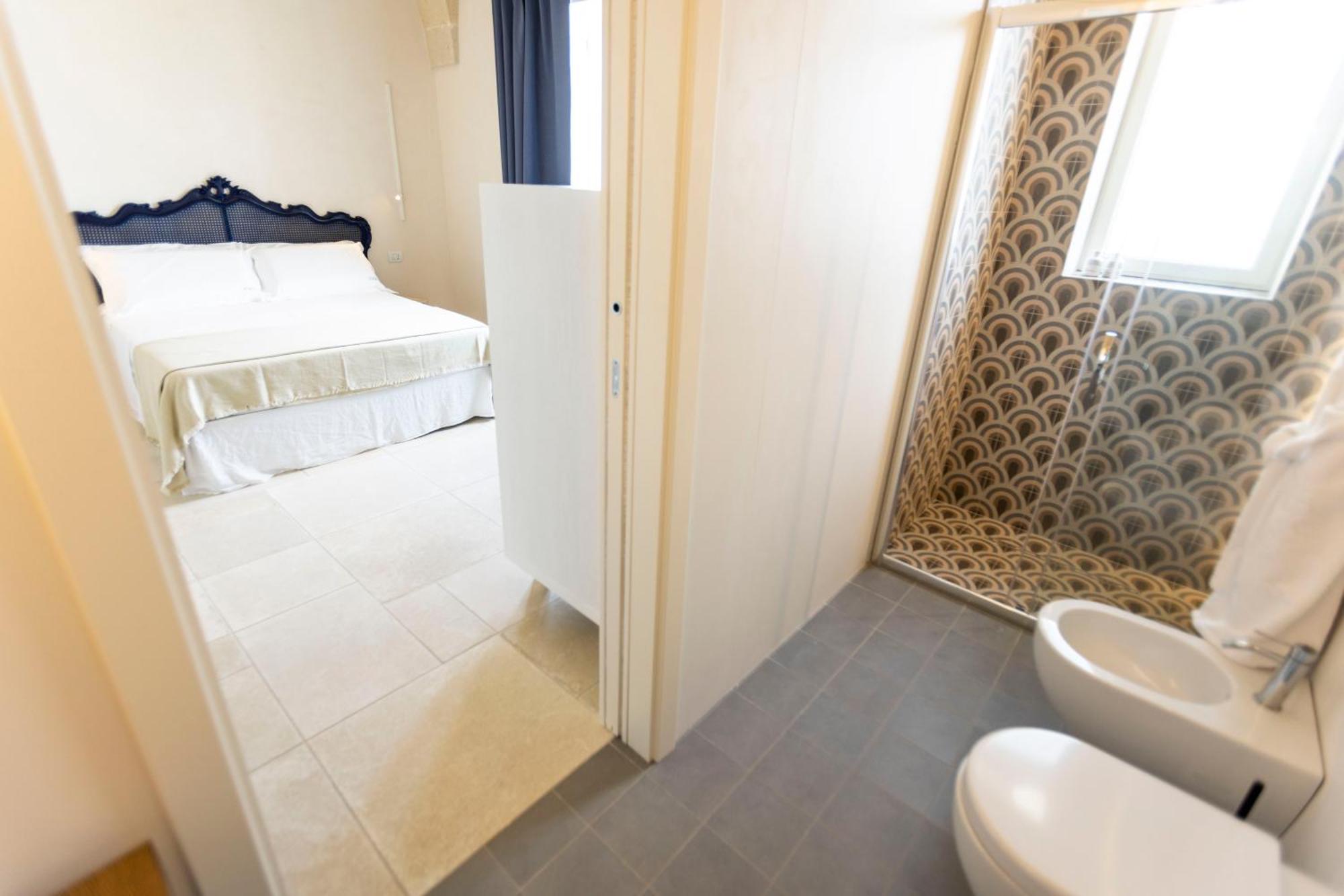 Dimora La Scaledda Bed & Breakfast Serranova Стая снимка